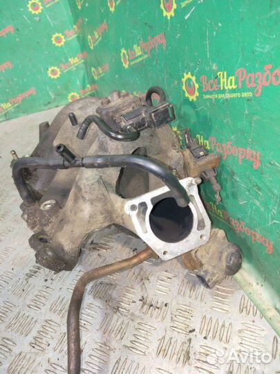 Впускной коллектор Mazda 626 GF 1.8 Л 1993