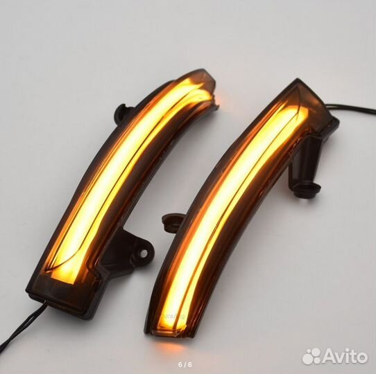 Повторитель поворота в зеркало Nissan Teana J32