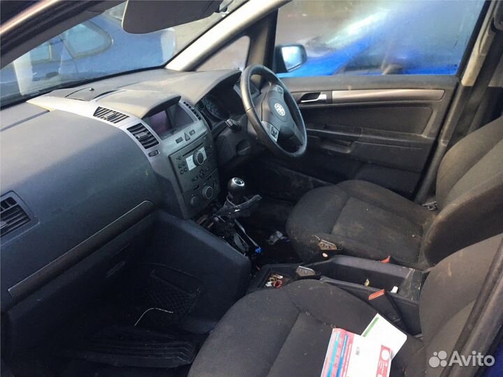 Разбор на запчасти Opel Zafira B 2005-2012