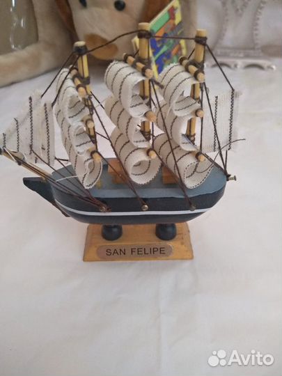 Фигурка для интерьера