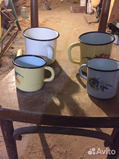 Эмалированная кружки Дуршлаки эмалированные