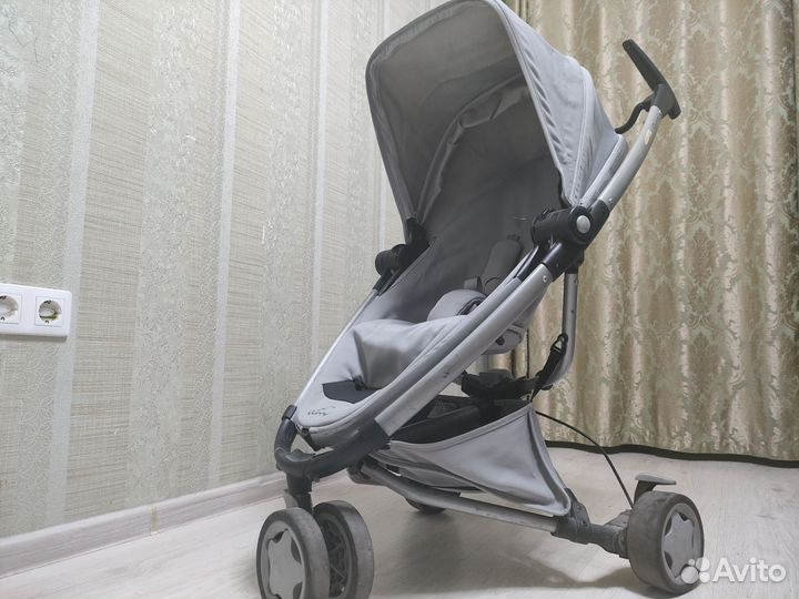 Прогулочная коляска quinny