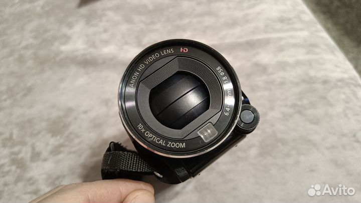 Видеокамера Canon legria HF S21E