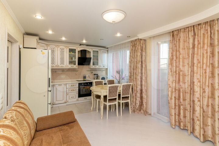 2-к. квартира, 56,5 м², 13/17 эт.