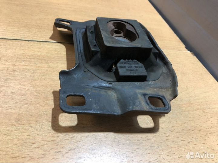 Подушка двигателя Мазда 3 BL 2,0 LF17