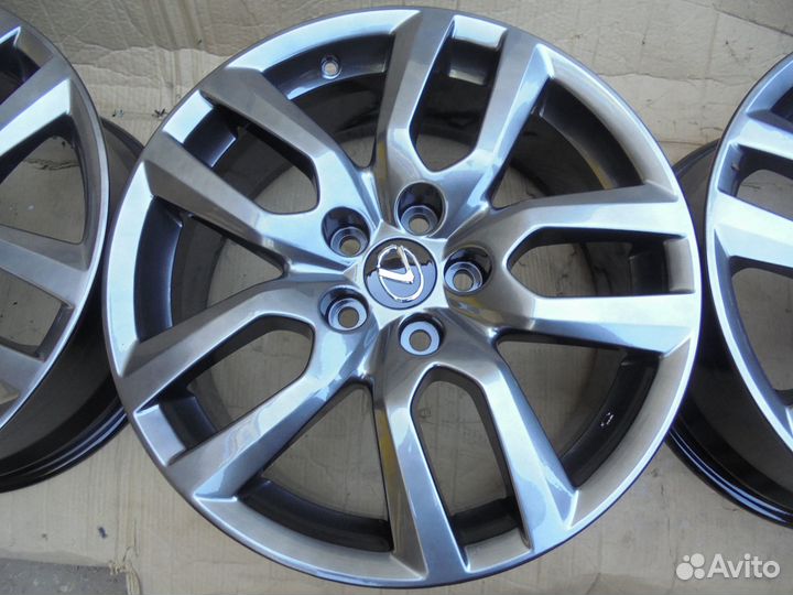 Оригинальные литые диски Lexus NX 7,5J R18 et35