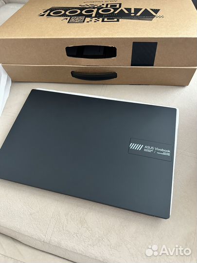 Asus vivobook GO oled E1504FA-L1660/16Гб/512Гб