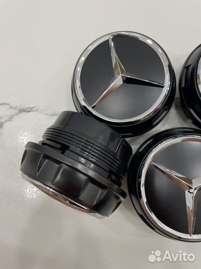 Колпачки закручивающиеся черные Mercedes AMG 67 мм
