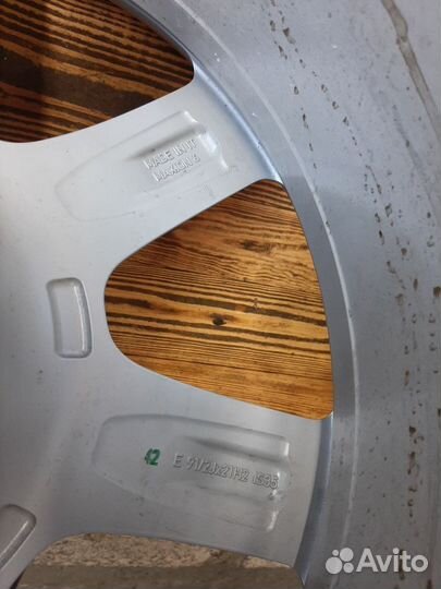 Комплект оригинальных колес Rolls-Royce Cullinan