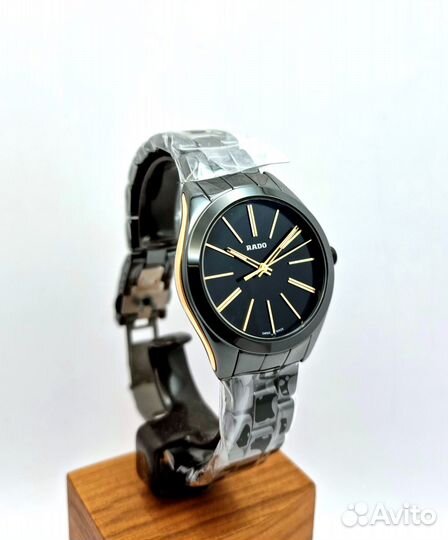 Швейцарские женские часы Rado HyperChrome 36mm