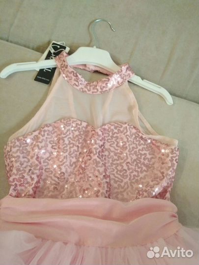 Красивое платье