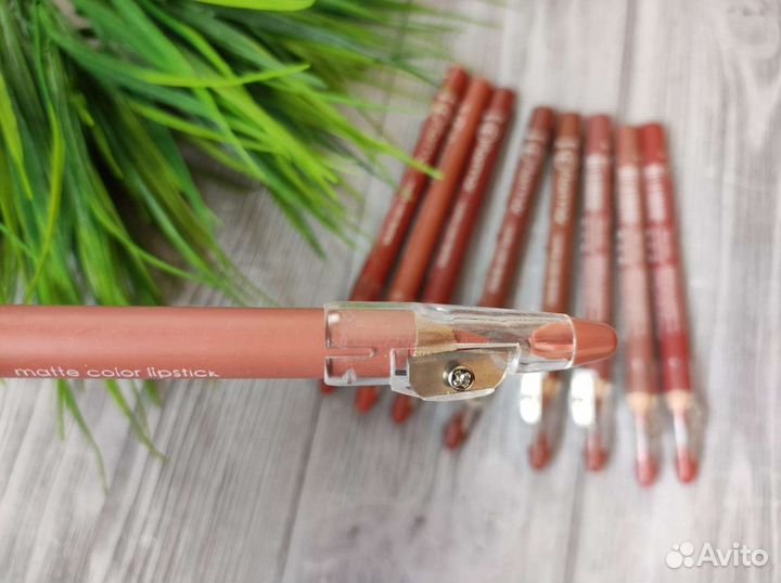 Цена за всё. Карандаши для губ 9 штук