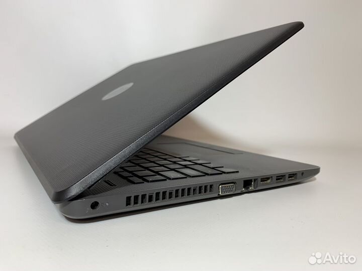 HP 250g6 i3-7/8gb/256ssd