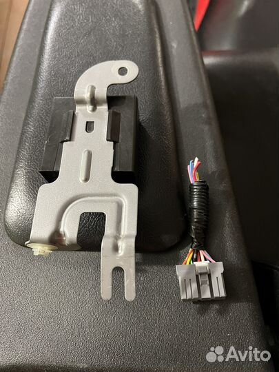 Модуль, блок управления розеткой фаркопа тсу Honda