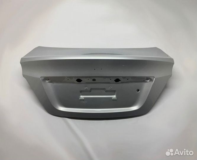 Крышка багажника Hyundai Solaris 2010-2023 07