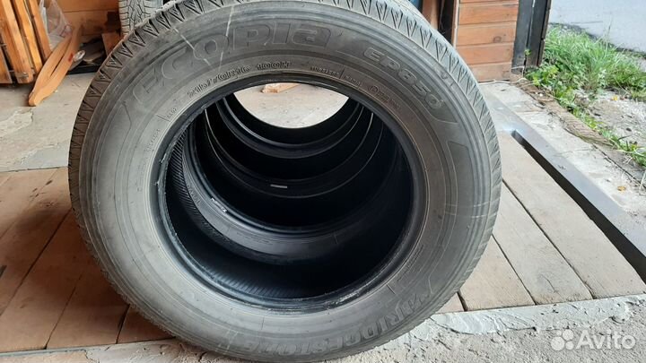 Bridgestone Ecopia EP850 215/70 R16 100H