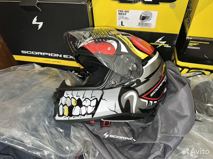 Мотошлем Scorpion Exo-491