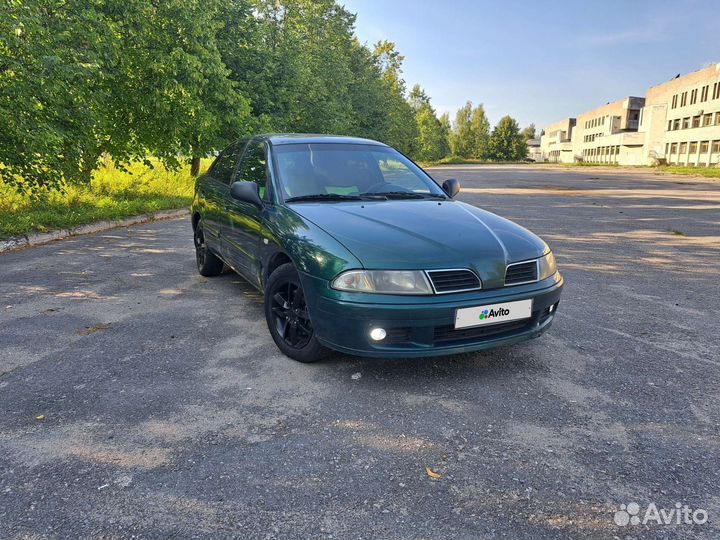 Mitsubishi Carisma 1.6 МТ, 2000, 300 000 км