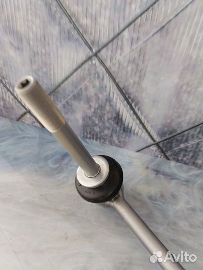 Стойкa стaбилизaторa передняя левaя И правая BMW