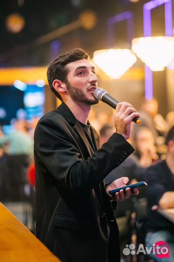 Ведущий тамада