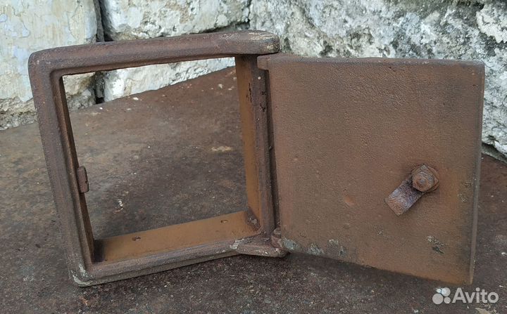 Дверца от печки Керчь, чугун 1956г