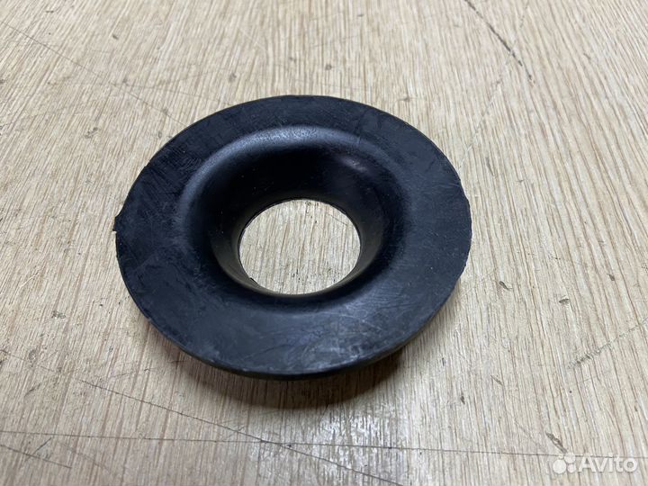 Проставка пружины Toyota Camry 75