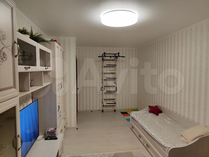 3-к. квартира, 71 м², 4/12 эт.