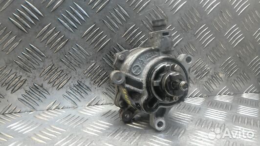 Насос вакуумный volvo V60 1 (94H02KX01)