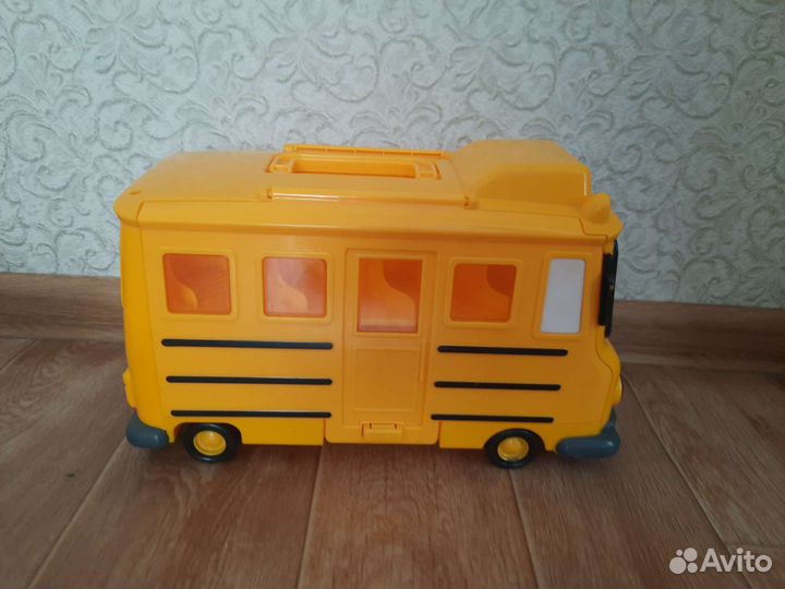 Игрушка автобус