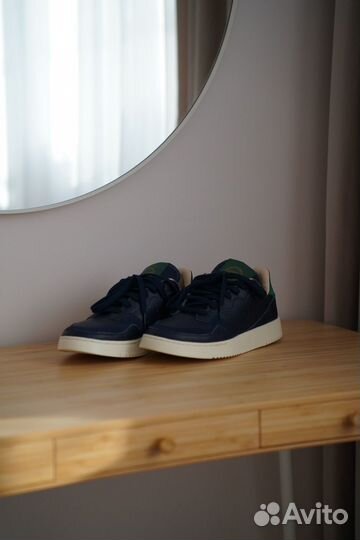 Кроссовки adidas