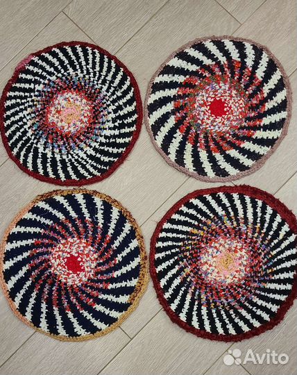 Коврики на табурет, стул