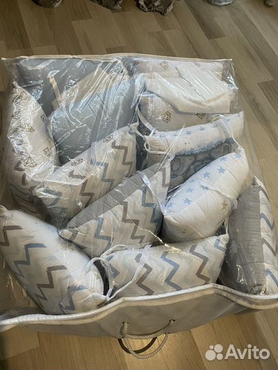 Бортики на кроватку