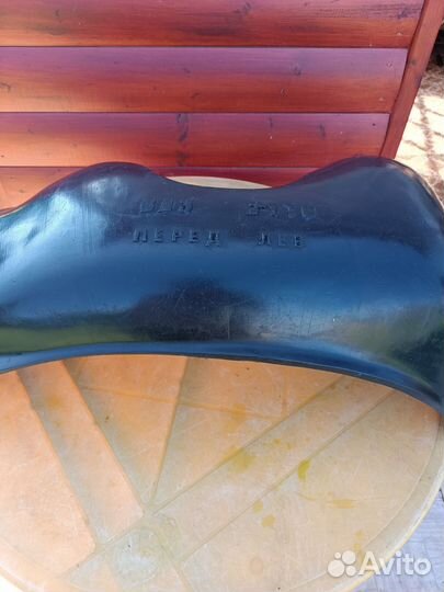 Подкрылок передний левый Приора