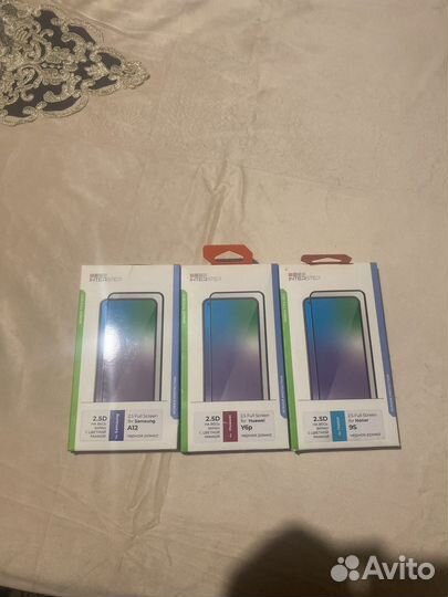 Защитное стекло на