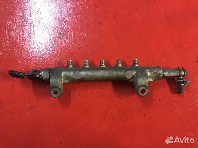 Топливная рампа Nissan Navara yd25ddti 2005-2010