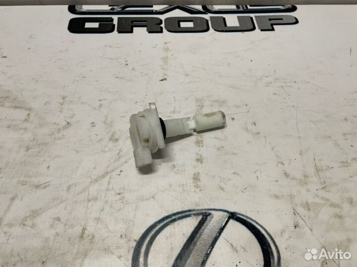 Датчик уровня жидкости омывателя Land Rover Range