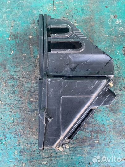 Корпус блока предохранителей mercedes W202 C class