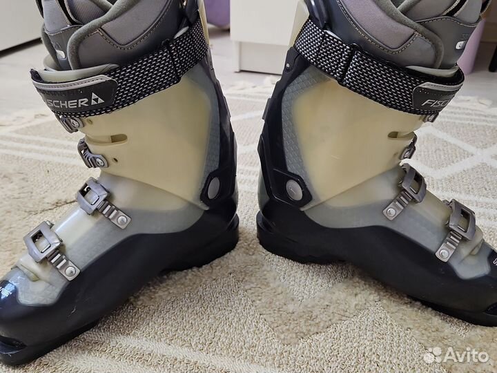 Горнолыжные ботинки женские 37