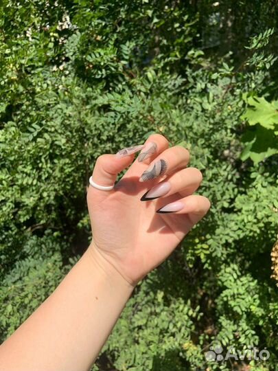 Маникюр и педикюр всё включено