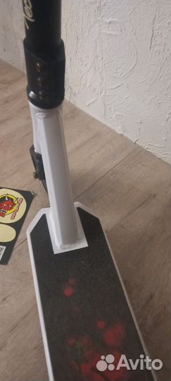 Трюковой самокатTTDuker 404+новая шкурка в подарок