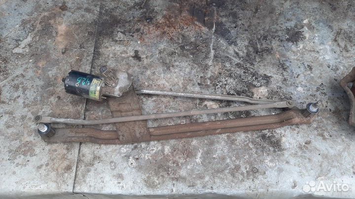 Трапеция стеклоочистителей Volkswagen Passat