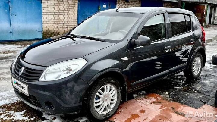 Renault Sandero 1.6 AT, 2010, 145 139 км