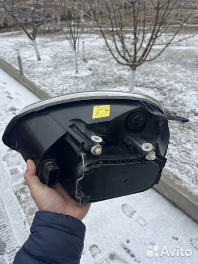 Фара передняя правая на LADA priora