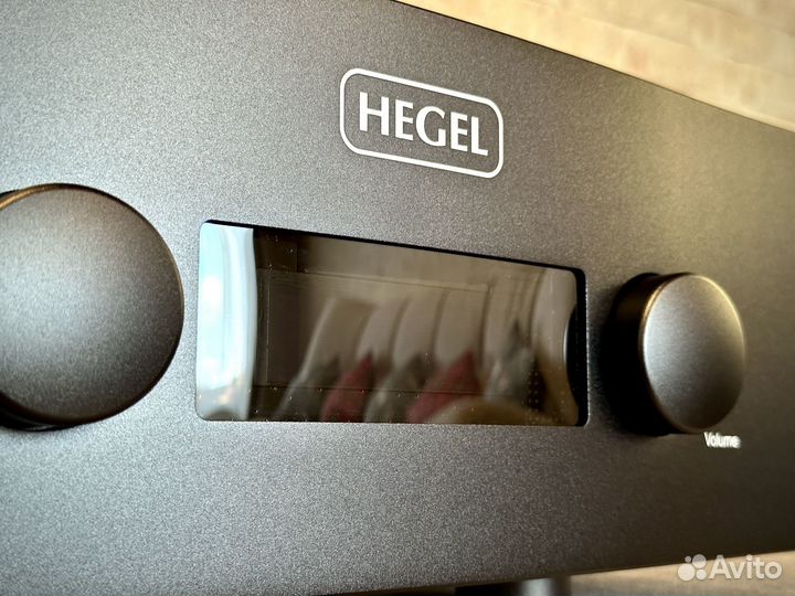 Усилитель Hegel H590. Новый