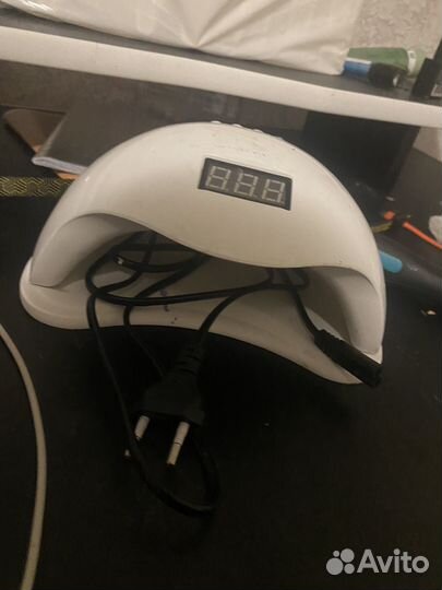 Лампа для ногтей