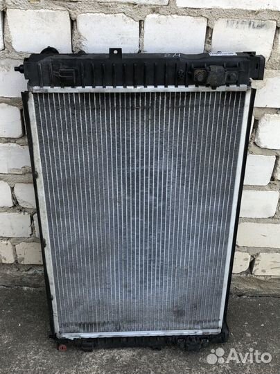 Радиатор охлаждения двигателя Ауди А6 С5 2,4