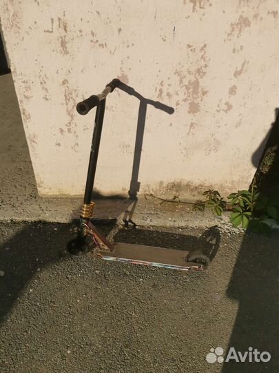 Трюковой самокат