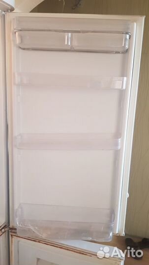 Высокий Холодильник Indesit 2 метра 370 л