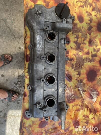 Клапанная крышка Nissan Almera