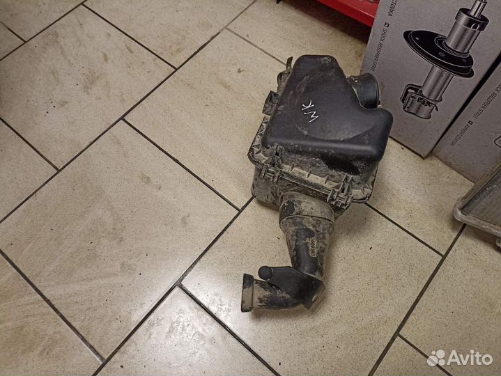 Корпус воздушного фильтра geely мк